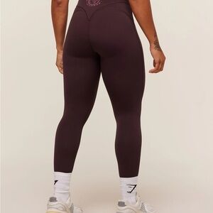 Women's High-Waisted Leggings - Dark Brown